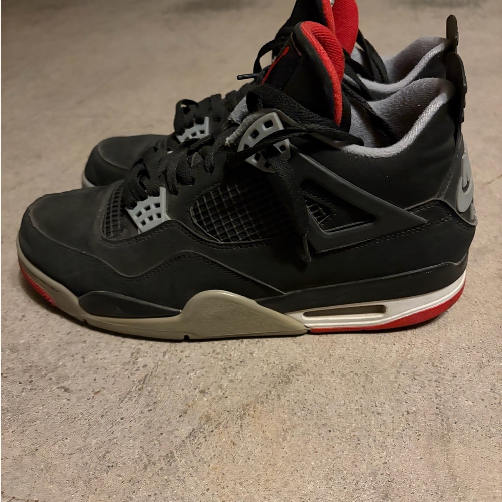 Jordan 4